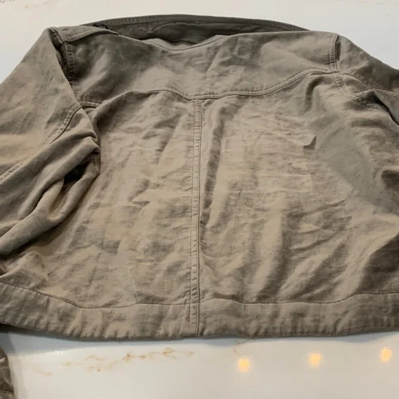 CAbi Utility Jacket in Olive - Picture 4 of 6